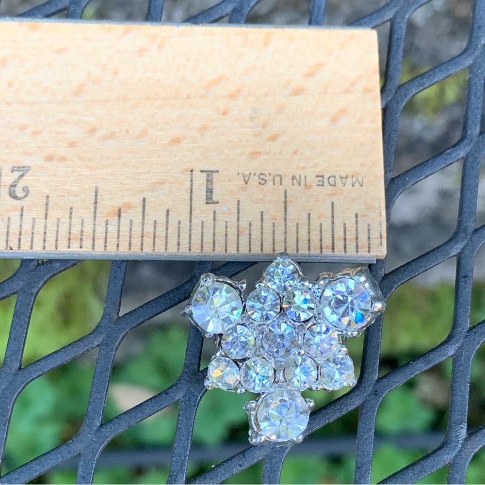 🤩4/$20 Vintage Clear Rhinestone Silver Lapel Hat Triangle Pin Brooch MidCent MCM - Picture 7 of 9